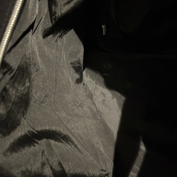 NWT Victoria's Secret Pink Sequin Stripe Weekender Bag w/ "VS" in Black Letters - Picture 10 of 12